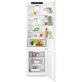 AEG SCE819E5TS 56cm 70/30 Integrated Fridge Freezer - White