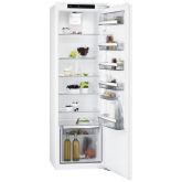 AEG SKS8182VDC Tall Larder Integrated Fridge