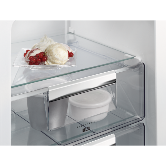 AEG SCB718F3LS 54.8cm Integrated Fridge Freezer - White