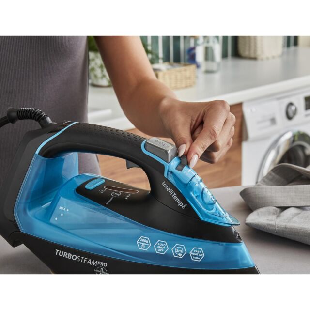 Morphy Richards 303210 Turbosteam 3100w Pro Digital Intellitemp Iron - Blue
