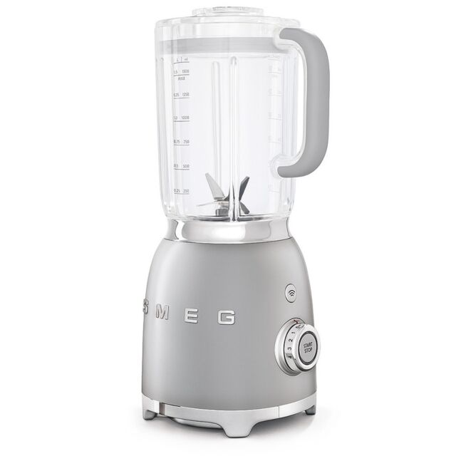 Smeg BLF01SVUK Silver Retro Style Blender 1.5 Litre With Ice Crush