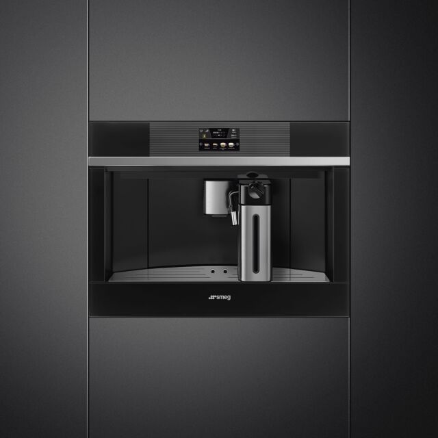 Smeg CMS4104N 45cm Linea Fully Automatic Coffee Machine Black