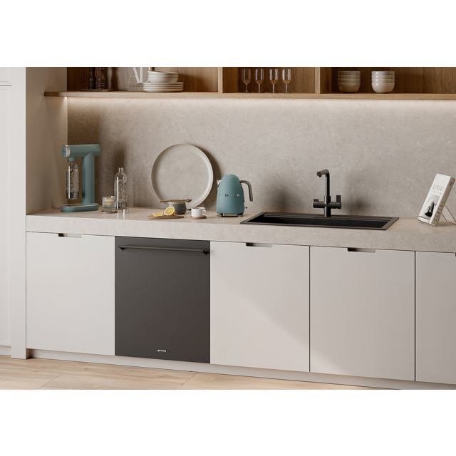 Smeg DIL331C Integrated Dishwasher 13 Place Settings
