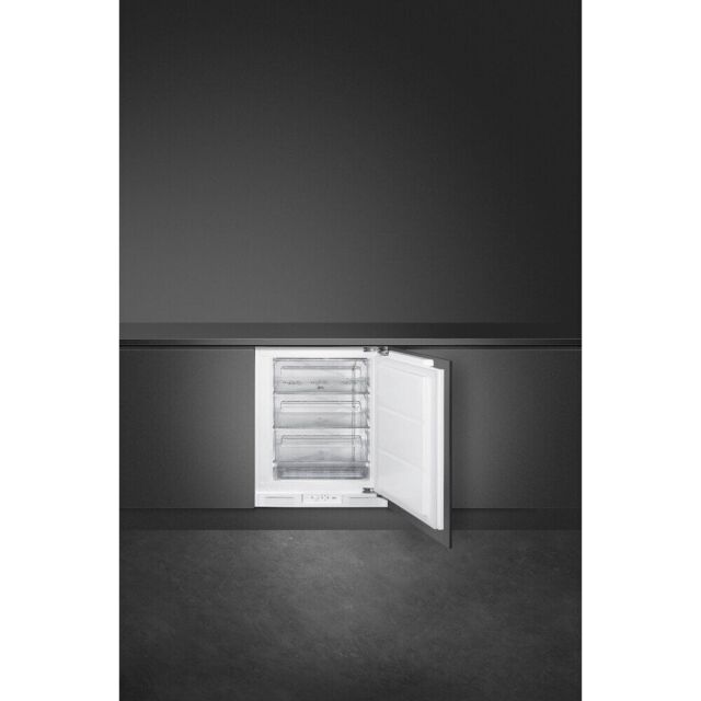Smeg UKU8F082DF1 60Cm Integrated Under Worktop Fridge With Ice Box